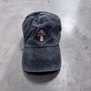 David and Young pink embroidered mushroom 🍄 hat NWT